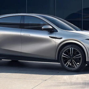  Xpeng G6 Côté