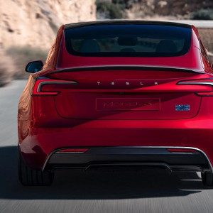  Tesla Model 3 2024 Performance Rear 2