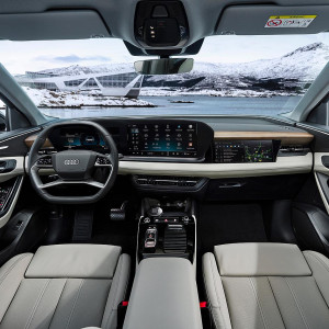  Audi Q6 E Tron 2024 داخلي