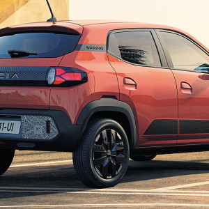  Dacia Spring 2024 Arrière 1